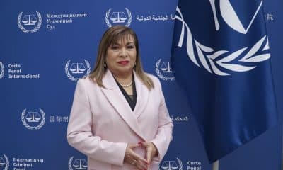 La jueza peruana de la Corte Penal Internacional (CPI) Luz del Carmen Ibáñez Carranza, sancionada por Estados Unidos y condenada a prisión por Rusia, denuncia que Washington la ha metido en la misma lista que "Osama bin Laden y el Chapo Guzmán", lo que le impide usar tarjetas de crédito, reservar hoteles o pedir un Uber. Nunca pensé que la administración norteamericana, después de 43 años de ejercicio judicial, me comparara o me pusiera en la misma línea que Osama Bin Laden y el Chapo Guzmán", afirma Ibáñez en una entrevista con EFE en la sede de la CPI en La Haya. EFE/ Imane Rachidi