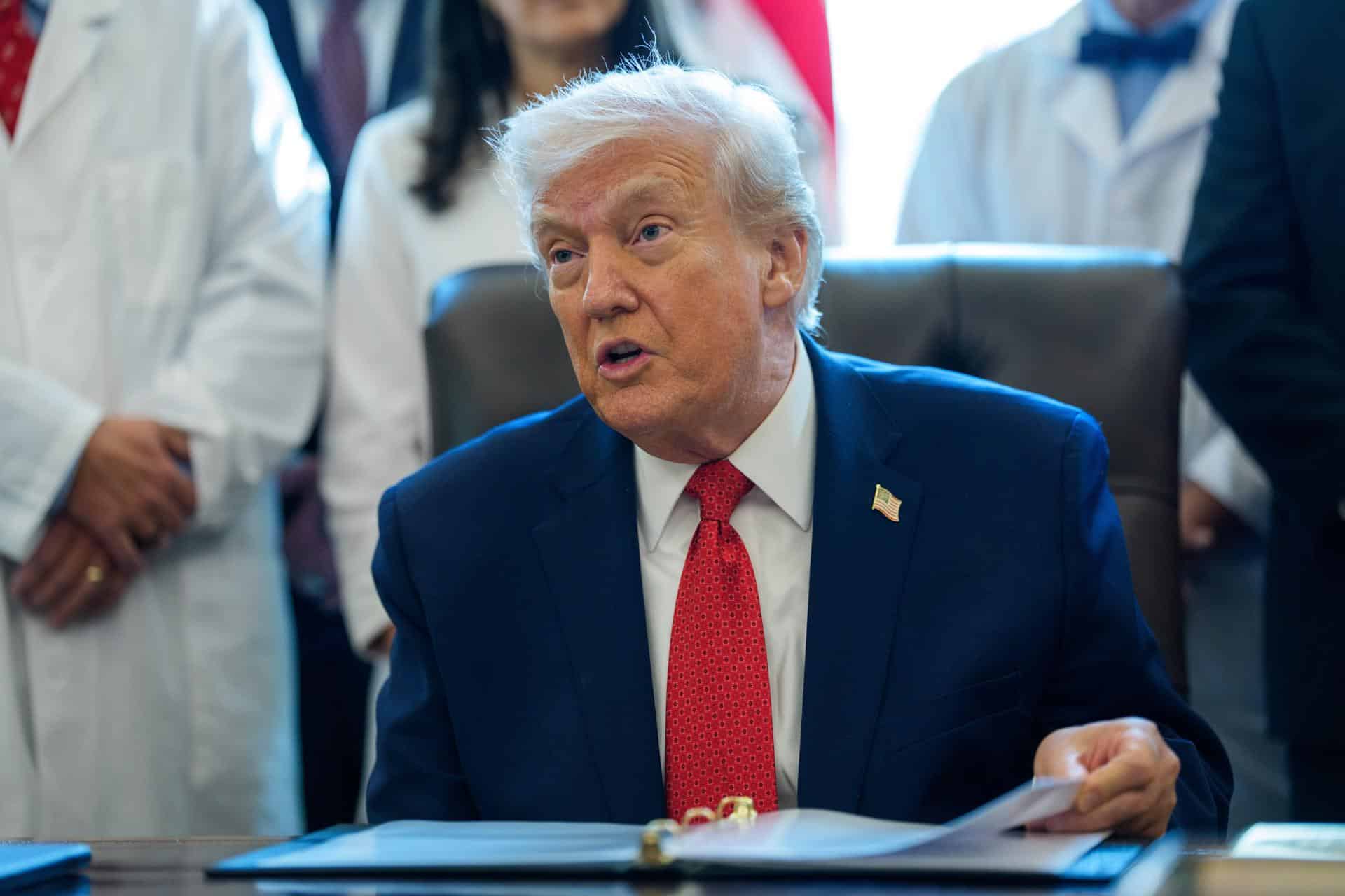 EFE/EPA/AARON SCHWARTZ / POOL