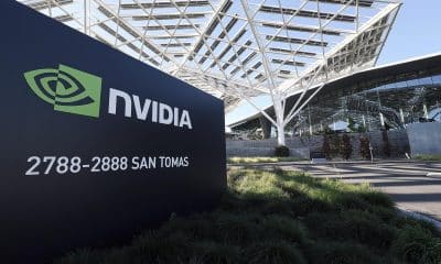 Un cartel muestra el logotipo de Nvidia en la sede de Nvidia Corporation en Santa Clara, California, EE. UU., el 18 de noviembre de 2025.. EFE/EPA/John G. Mabanglo