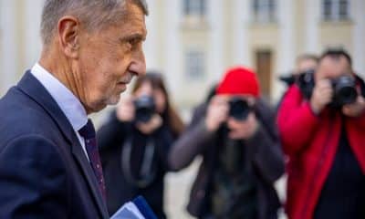 Imagen de archivo del magnate populista Andrej Babis, de 71 años y líder del partido liberal ANO. EFE/EPA/MARTIN DIVISEK