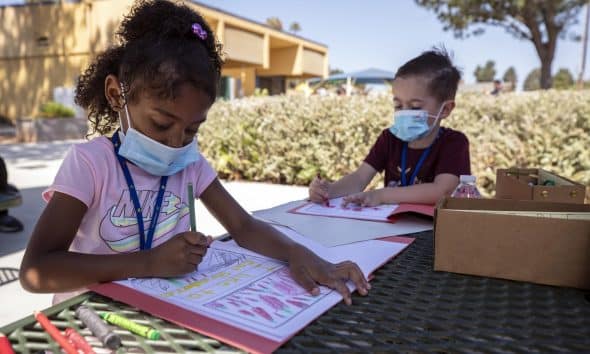 Archivo. EFE/EPA/ETIENNE LAURENT