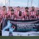 Jugadores de Estudiantes de La Plata posan antes del inicio del partido ante Platense por la final del Trofeo de Campeones en el Estadio Único de San Nicolás, en San Nicolás (Argentina). EFE/Adán González