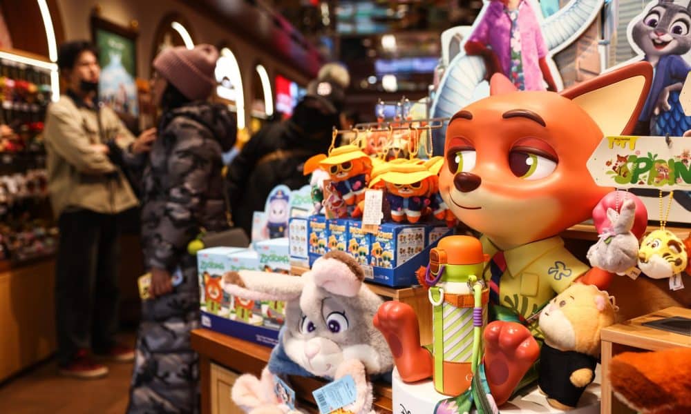 BEIJING (China), 11/12/2025.- Peripheral toys of 'Zootopia 2' are seen at a gift store in Beijing, China, 11 December 2025. The movie has grossed 3.1 billion yuan (373.83 million Euro) in the China's mainland market, after its premiere on 26 November, according to the latest data from online ticketing platform Maoyan. (Cine) EFE/EPA/WU HAO