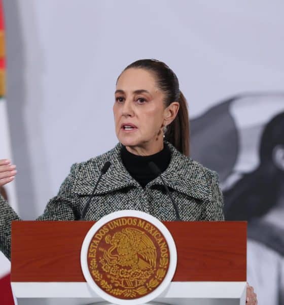 La presidenta de México, Claudia Sheinbaum, habla durante una rueda de prensa este jueves en Palacio Nacional de la Ciudad de México (México). EFE/Mario Guzmán