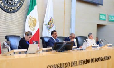 Fotografía cedida por el Congreso del estado de Guanajuato, durante una sesión ordinaria este jueves, en Guanajuato (México). EFE/ Congreso del Estado de Guanajuato /SOLO USO EDITORIAL/NO VENTAS/SOLO DISPONIBLE PARA ILUSTRAR LA NOTICIA QUE ACOMPAÑA (CRÉDITO OBLIGATORIO)