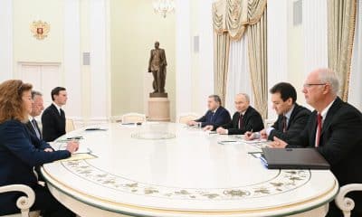 El presidente ruso, Vladimir Putin (3º por la derecha) durante su encuentro del 2 de diciembre con los negociadores estadounidenses. EFE/EPA/KRISTINA KORMILITSINA / SPUTNIK / KREMLIN POOL MANDATORY CREDIT