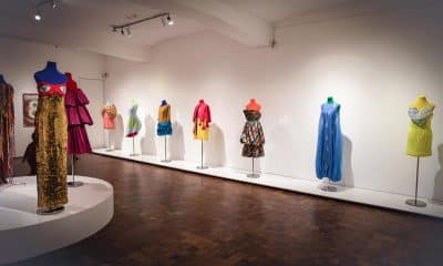 Fotografía que muestra la colección de la diseñadora española Ágatha Ruiz de la Prada este viernes, en el Museo Torres Garcia, en Montevideo (Uruguay). EFE/Gastón Britos