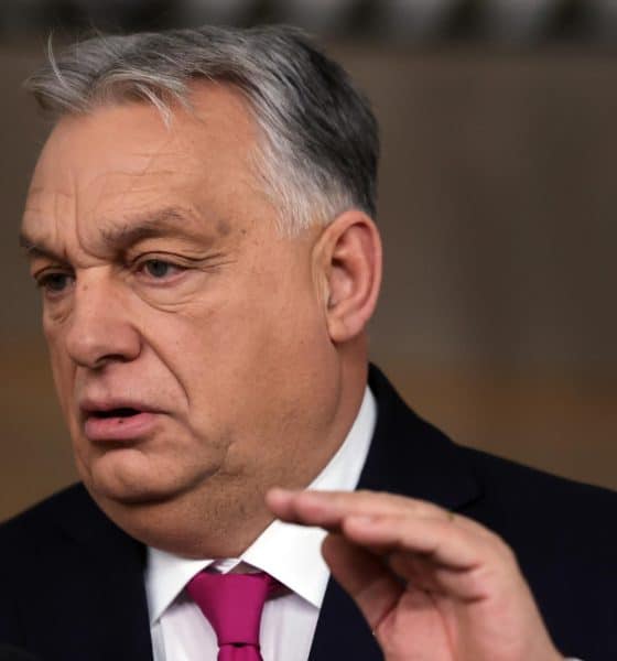 El primer ministro húngaro, Viktor Orbán, asiste a la Cumbre del Consejo de la UE en Bruselas, Bélgica, el 18 de diciembre de 2025. 
EFE/EPA/OLIVIER MATTHYS