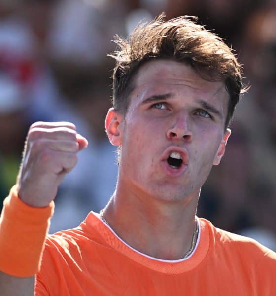 El checo Jakub Mensik pasa a segunda ronda del Abierto de Australia tras derrotar al español Pablo Carreño.
EFE/EPA/JOEL CARRETT AUSTRALIA AND NEW ZEALAND OUT