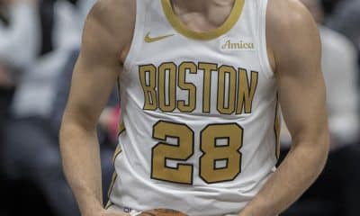 El novato español Hugo González destacó este viernes como figura de la remontada de sus Boston Celtics enla casa de los Brooklyn Nets, el Barclays Center de Nueva York. EFE/ Ángel Colmenares