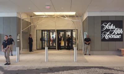 Saks Global, la empresa matriz de la cadena de tiendas de lujo Saks Fifth Avenue, se acogió al Capítulo 11 de la Ley de Quiebras de Estados Unidos este miércoles, después de que una deuda insostenible paralizara su negocio. Fotografía de archivo. EFE/MAR GONZALO