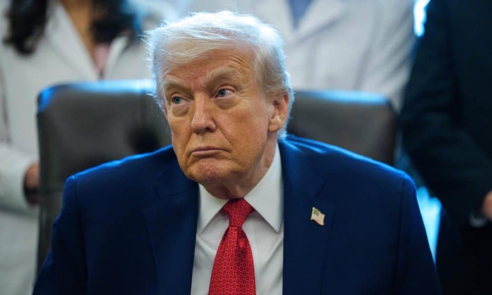 Foto de archivo del presidente de EE.UU., Donald J Trump. EFE/AARON SCHWARTZ / POOL