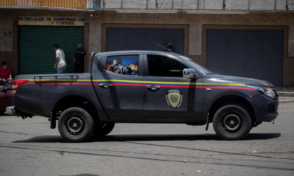 Fotografía de una patrulla de las Fuerzas de Acciones Especiales (FAES) en Caracas (Venezuela). Imagen de archivo. EFE/RAYNER PEÑA R.