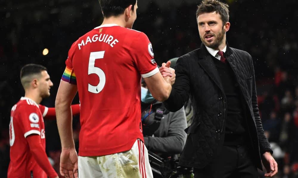 Fotografía de Peter Powell, en la que puede verse en una imagen de archivo del 2 de diciembre de 2021 a Michael Carrick (d), hoy elegido como nuevo entrenador del Manchester United, durante un partido. EFE *Sólo uso editorial*