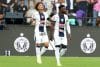 Paolo Guerrero (i), de Alianza Lima, celebra un gol durante un partido amistoso entre Alianza Lima e Inter Miami en el estadio Alejandro Villanueva en Lima (Perú). EFE/ Paolo Aguilar