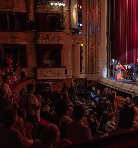 El compositor italiano de ópera Giuseppe Verdi, uno de los más grandes de la historia, murió hace 125 años en Milán. En la imagen, una representación de 'Rigoletto' en la Ópera Nacional de Ucrania, en Kiev, en agosto de 2022. EFE/EPA/ROMAN PILIPEYArchivo