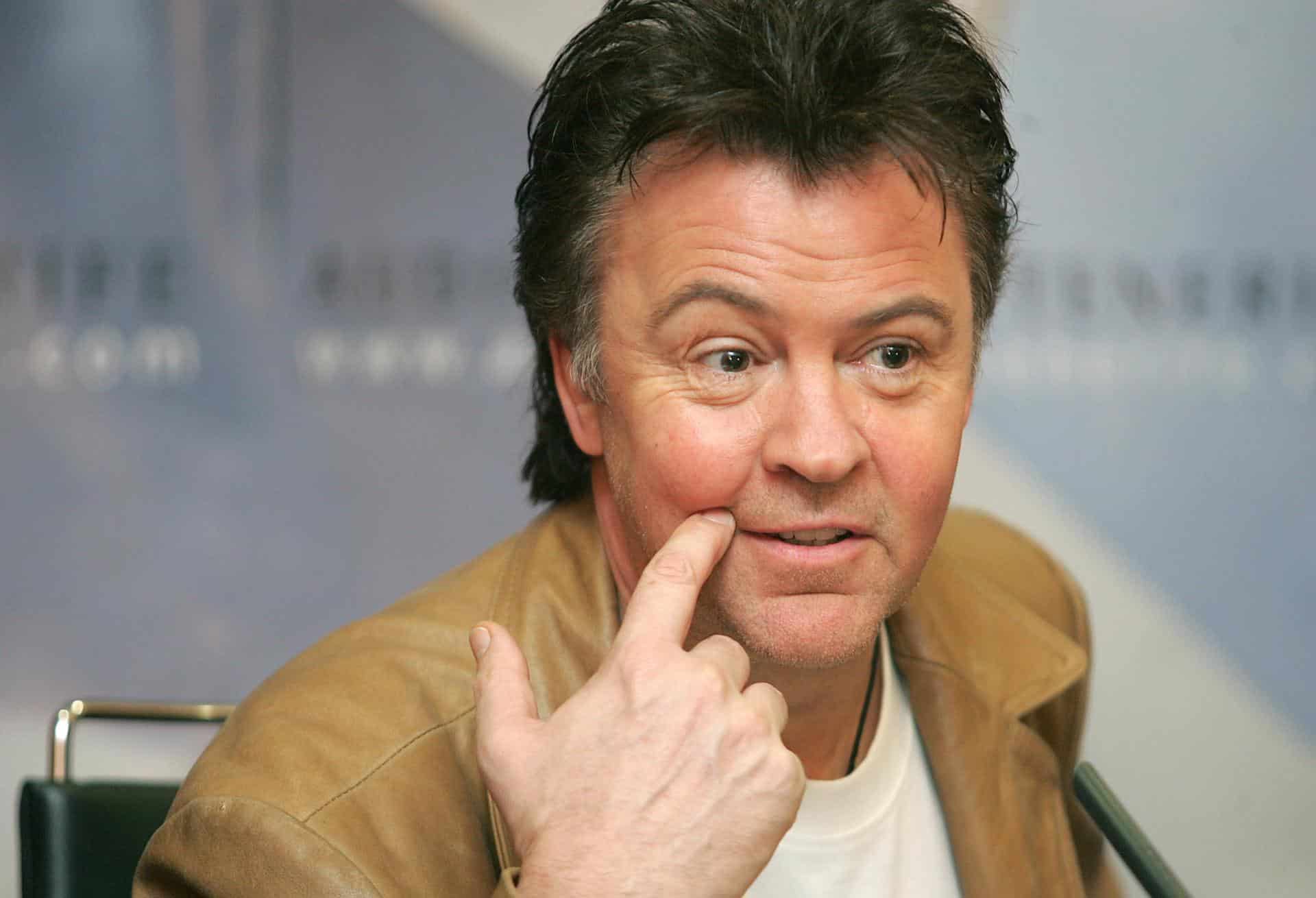 El cantante británico Paul Young,durante la rueda de prensa que ofreció en 2005, en el Auditorio de Tenerife, en un concierto con su banda original, los Q-Tips. EFE/Ramón de la Rocha/Archivo.