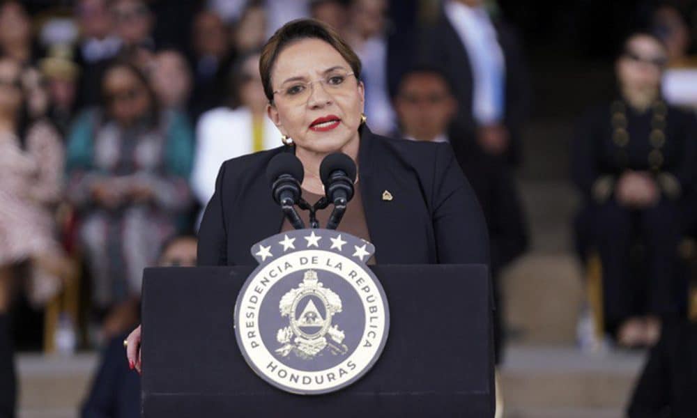 Fotografía del 18 de diciembre de 2025 de la presidenta de Honduras, Xiomara Castro, en Tegucigalpa (Honduras). EFE/ STR