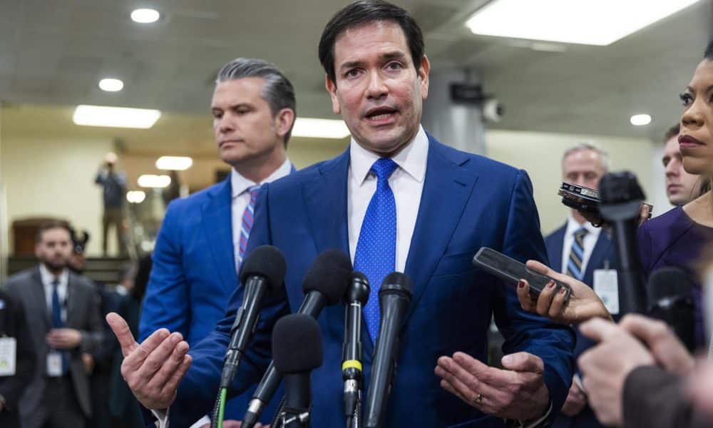 EFE/EPA/JIM LO SCALZO