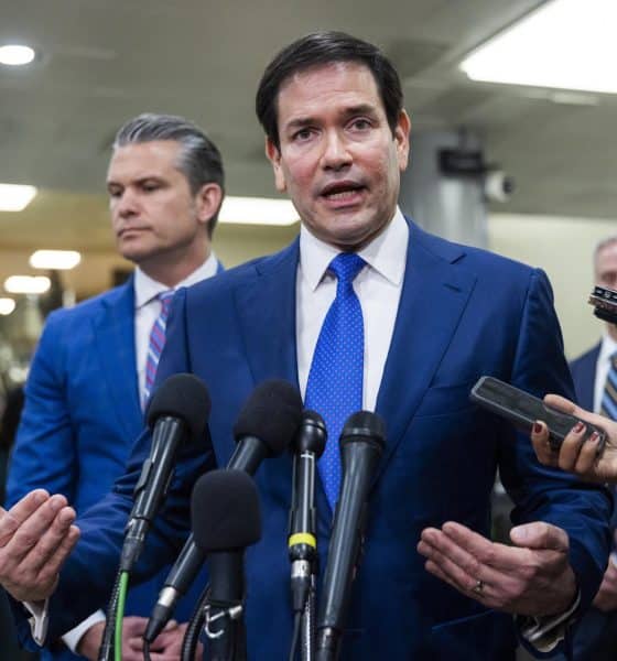 EFE/EPA/JIM LO SCALZO