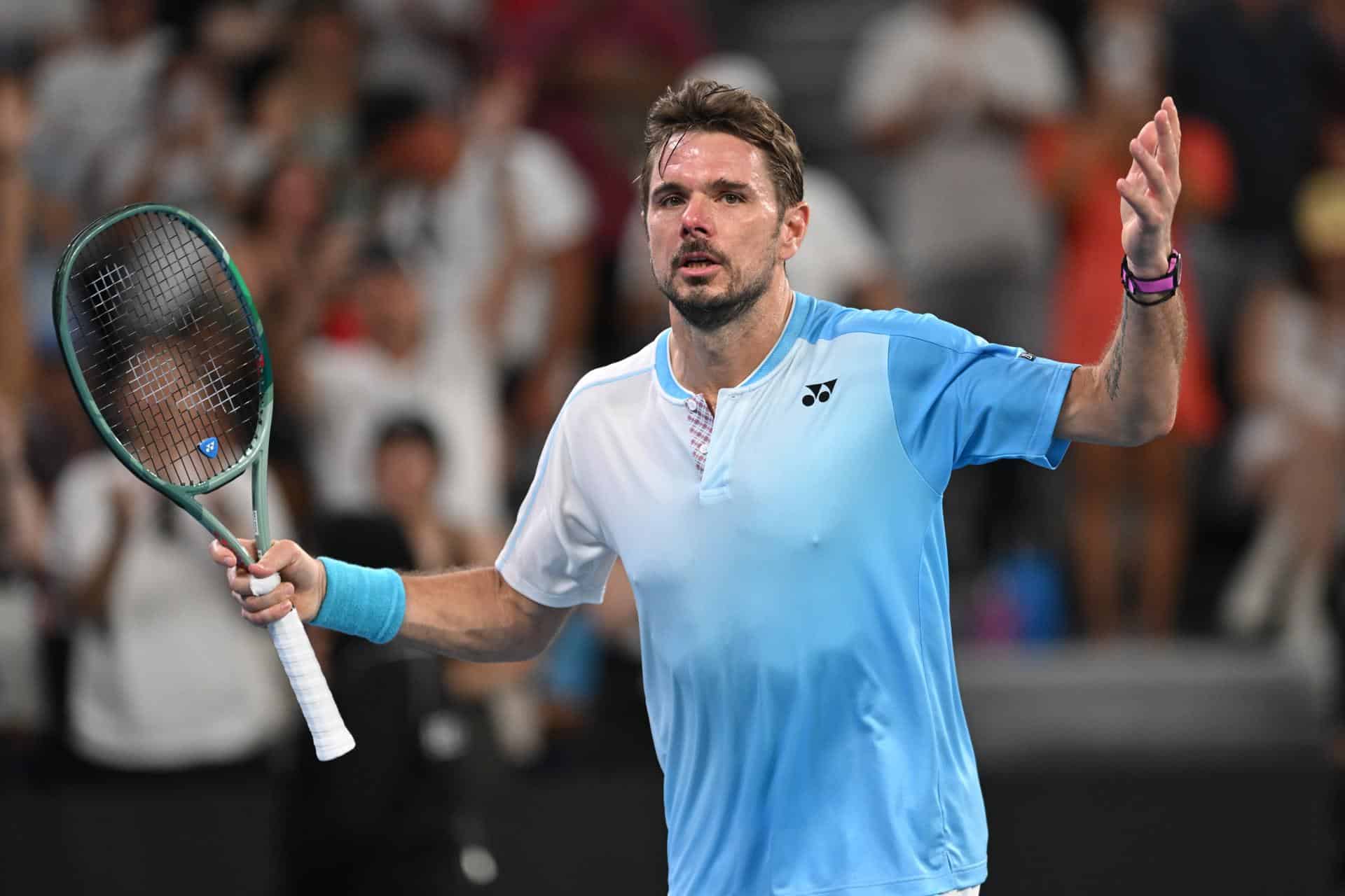 El suizo Stan Wawrinka durante su partido de la tercera ronda del Abierto de Australia contra el estadounidense Taylor Fritz. EFE/EPA/LUKAS COCH AUSTRALIA AND NEW ZEALAND OUT