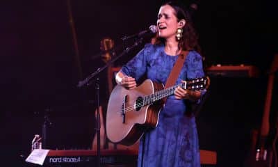 Fotografía de archivo de la cantante mexicana Julieta Venegas. EFE/ Lorenzo Hernández