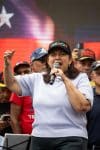 La alcaldesa del municipio Libertador de Caracas, la almirante Carmen Meléndez, habla durante una marcha del chavismo este 4 de enero de 2026, en Caracas (Venezuela). EEFE/ Ronald Peña R
