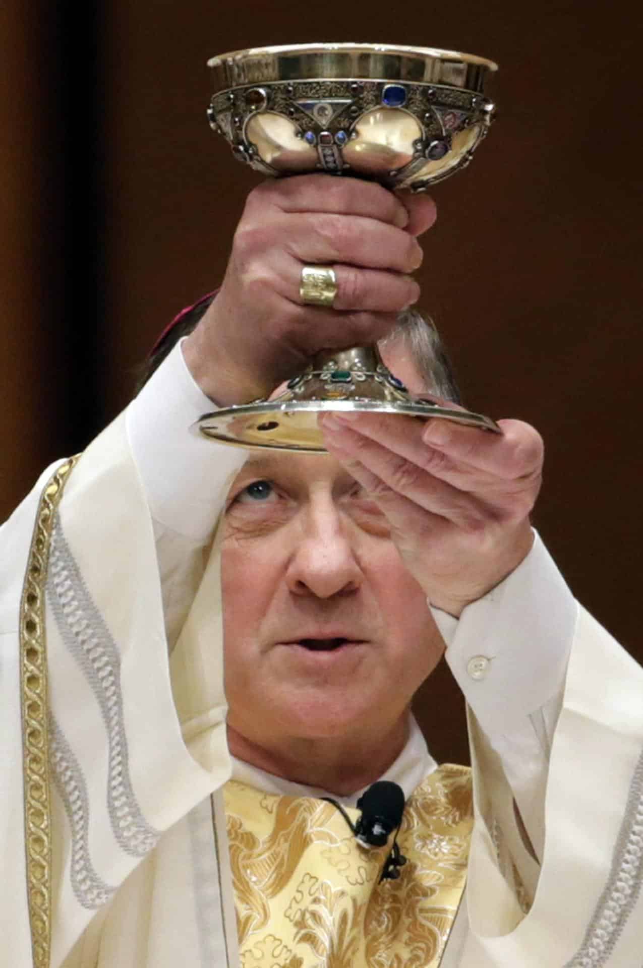 Imagen de archivo del cardenal Blase J. Cupich. EFE/CHARLES REX ARBOGAST / POOL