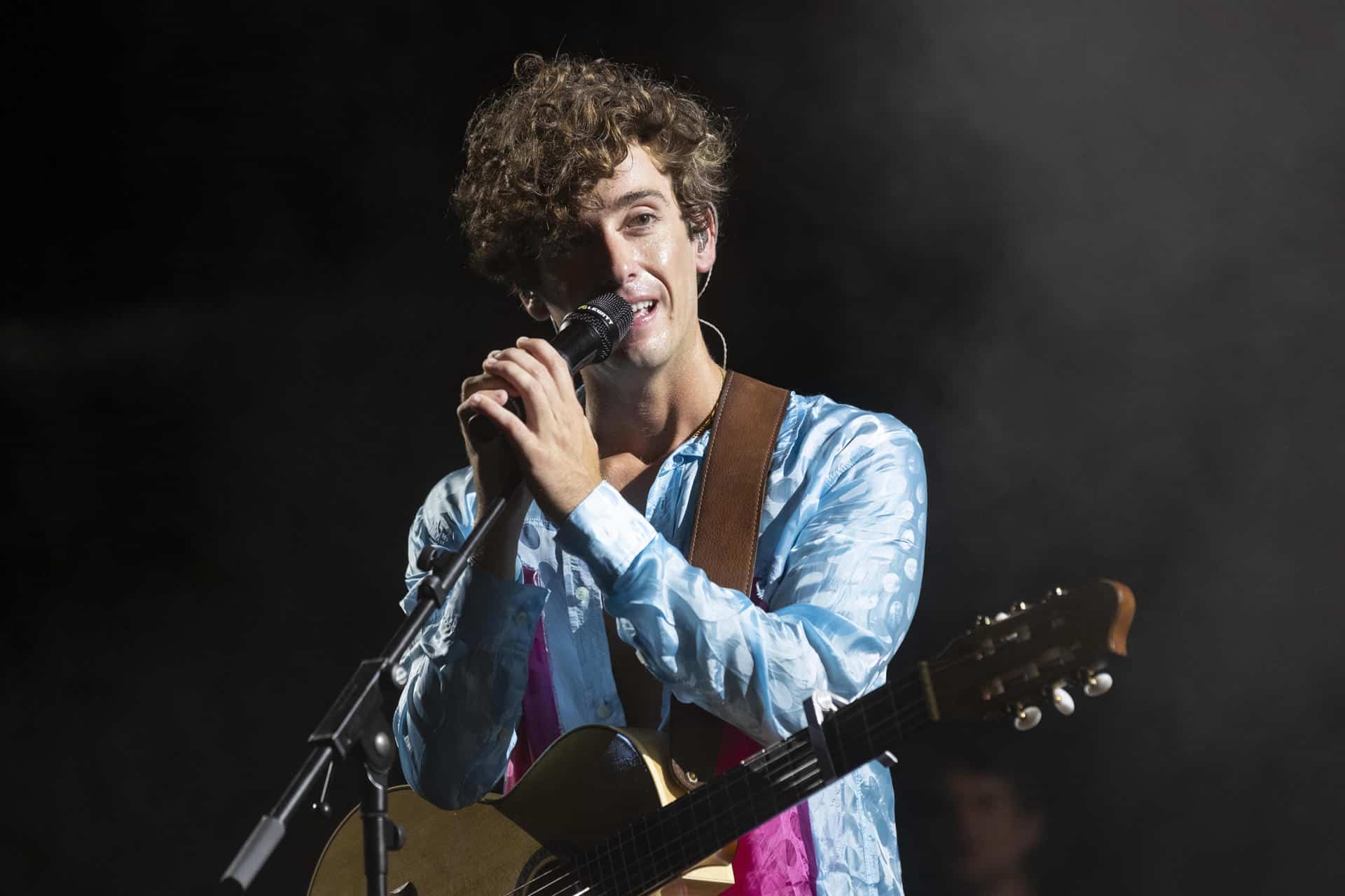 El músico y cantante Álvaro Lafuente ´Guitarricadelafuente´, durante su actuación en el Festival La Mar de Músicas, que se celebró en el Auditorio Paco Martín de Cartagena. Imagen de archivo. EFE/Marcial Guillén