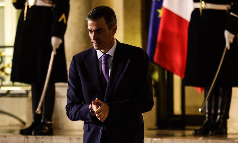 El presidente del Gobierno español,Pedro Sánchez, tras la reunión de la Coalición de Voluntarios este martes en París, Francia. EFE/EPA/TERESA SUAREZ