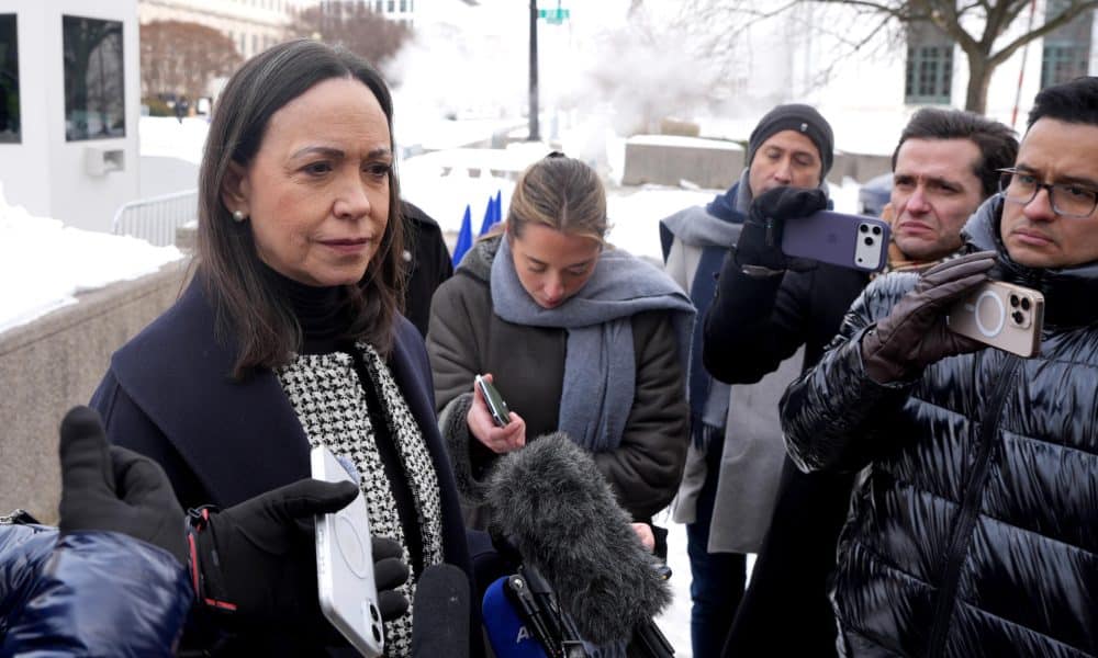 La líder opositora venezolana, María Corina Machado (i), en Washington (EE.UU). EFE/ Octavio Guzmán