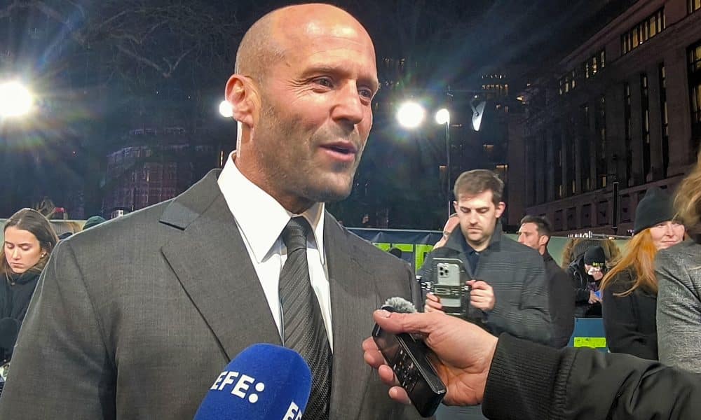 LONDRES (REINO UNIDO), 20/01/2026.- El actor Jason Statham durante la alfombra roja de la película Shelter en Londres, este martes. EFE/ Guillermo Garrido Serrano