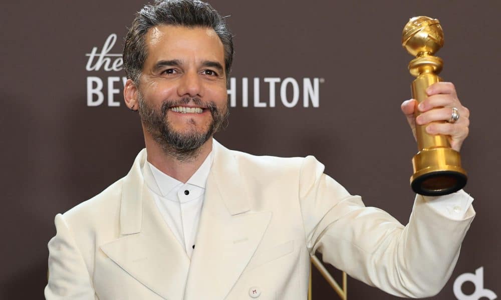 El actor brasileño Wagner Moura tras ganar el Globo de Oro a mejor actor en la película 'El Agente Secreto'. EFE/ Octavio Guzmán