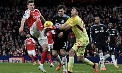 Foto de archivo del portero del Aston Villa Emiliano Martinez. EFE/EPA/VINCE MIGNOTT