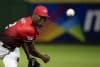 El pícher Radhamés Liz, de Leones del Escogido, lanza en un partido del Torneo de Béisbol Profesional Otoño-Invierno 2025-26 entre Leones del Escogido y Águilas Cibaeñas, en el estadio Quisqueya Juan Marichal de Santo Domingo (República Dominicana). EFE/ Orlando Barría.