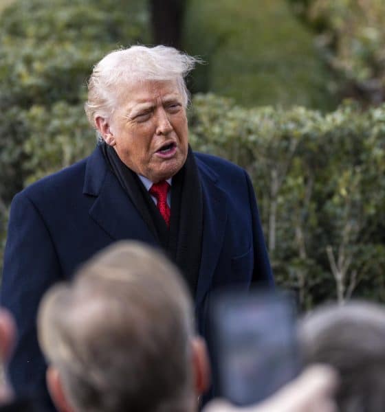 Imagen de archivo de una comparecencia del presidente de EEUU, Donald J. Trump, en los jardines de la Casa Blanca, en Washington, DC, USA. EFE/EPA/SHAWN THEW