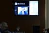 El relator sobre Derechos de las Personas Privadas de Libertad de la Comisión Interamericana de Derechos Humanos (CIDH), Edgar Stuardo Ralón (en pantalla), habla durante una sesión para abordar el asunto de los presos políticos en Venezuela este miércoles, en Washington (Estados Unidos). EFE/ Lenin Nolly
