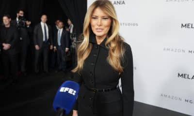 La primera dama de los Estados Unidos, Melania Trump, habla con EFE durante el lanzamiento de su película 'Melania' este jueves, en el Kennedy Center de Washington (Estados Unidos). EFE/Octavio Guzmán