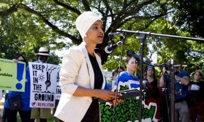 Fotografía de archivo de la representante demócrata por Minnesota, Ilhan Omar. EFE/MICHAEL REYNOLDS