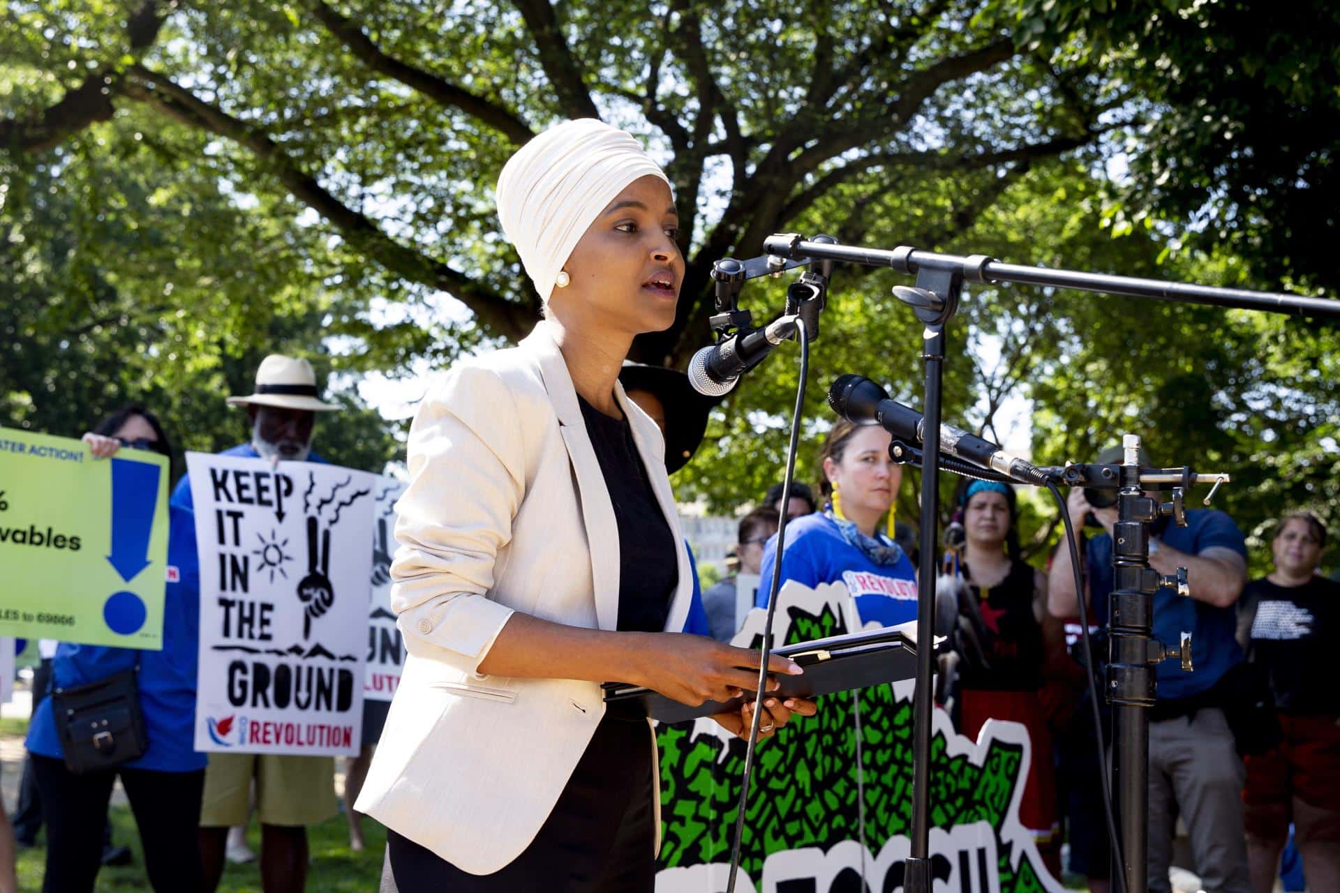 Fotografía de archivo de la representante demócrata por Minnesota, Ilhan Omar. EFE/MICHAEL REYNOLDS