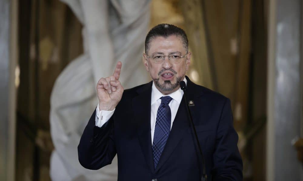 Foto de archivo del presidente de Costa Rica, Rodrigo Chaves. EFE/Jeffrey Arguedas