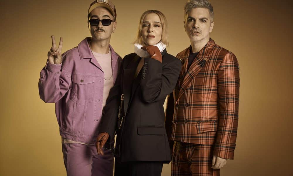 .-J Con más de 1,3 millones de escuchas desde su publicación hace poco más un mes, 'Despierto amándote' del combo formado para la ocasión por los celebres argentinos Miranda! y un miembro de Varry Brava se planta ya en la cuenta atrás para Benidorm Fest 2026 como la más reproducida de las 18 canciones aspirantes. "Cuando surgió la posibilidad de venir, ni lo dudamos", afirma a EFE el dúo de electropop integrado por Alejandro Sergi y Juliana Gattas, con cerca de un cuarto de siglo de carrera y diez discos de estudio a su espalda, varios premios Carlos Gardel (los que concede la industria musical argentina) y también de la cadena MTV. EFE/ RTVE/Valero Rioja/SOLO USO EDITORIAL/SOLO DISPONIBLE PARA ILUSTRAR LA NOTICIA QUE ACOMPAÑA (CRÉDITO OBLIGATORIO)