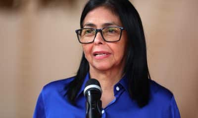La presidenta encargada de Venezuela, Delcy Rodríguez, habla en una rueda de prensa en Palacio de Miraflores en Caracas (Venezuela). EFE/ Miguel Gutierrez
