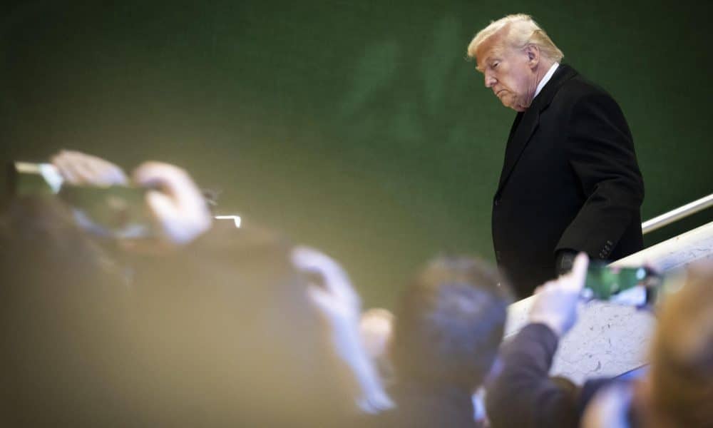 EFE/EPA/GIAN EHRENZELLER