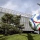 Se presenta una gran exhibición del balón del partido para la Copa Mundial de la FIFA 2026 Trionda frente a la sede de la FIFA, en una imagen de archivo. EFE/EPA/CLAUDIO THOMA