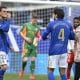 Los jugadores del Real Oviedo celebran la victoria en el partido de LaLiga entre el Real Oviedo y el Girona FC celebrado en el Estadio Carlos Tartiere en Oviedo, este sábado. EFE/Eloy Alonso