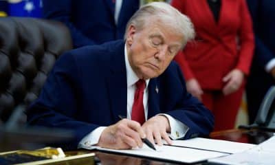 EFE/EPA/AARON SCHWARTZ / POOL