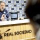 El entrenador de la Real Sociedad, Pellegrino Matarazzo, comparece ante los medios la víspera del partido contra el Atlético de Madrid que supone su debut oficial en el banquillo realista. EFE/Juan Herrero.