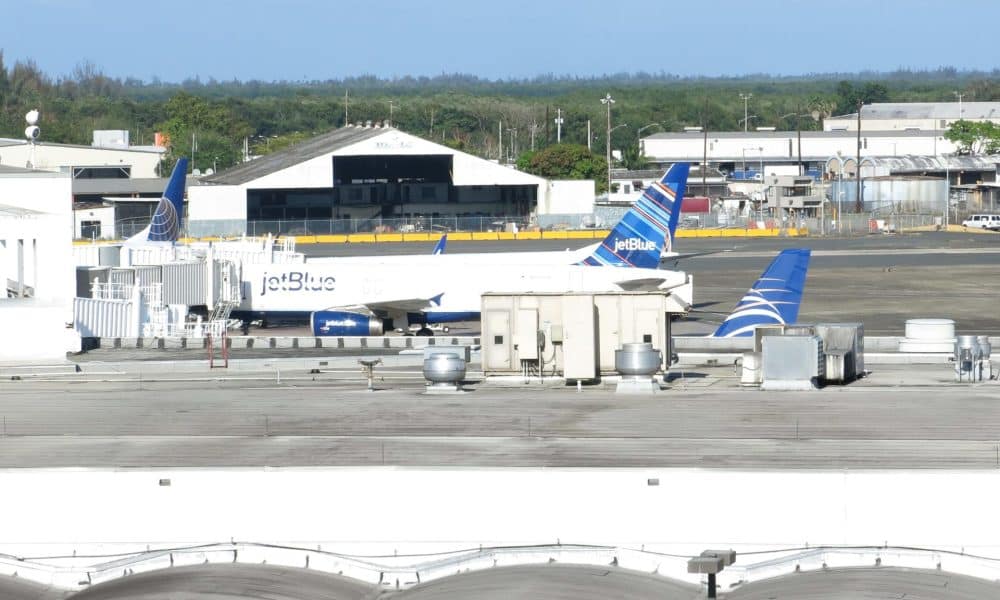 Vista parcial del Aeropuerto Luis Muñoz Marín, en San Juan (Puerto Rico). Imagen de archivo. EFE/Alfonso Rodríguez