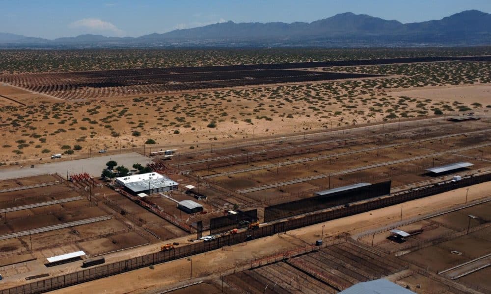 Fotografía aérea del 18 de julio de 2025 en la frontera de Ciudad Juárez (México). EFE/ Luis Torres